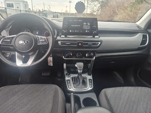 2021 Kia Seltos LX FWD - Photo 15