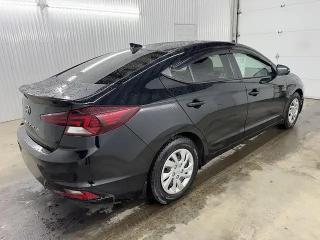 Hyundai Elantra Preferred A/c Caméra 2020 a vendre - Photo 11