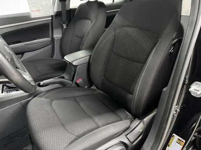 Hyundai Elantra Preferred A/c Caméra 2020 a vendre - Photo 14