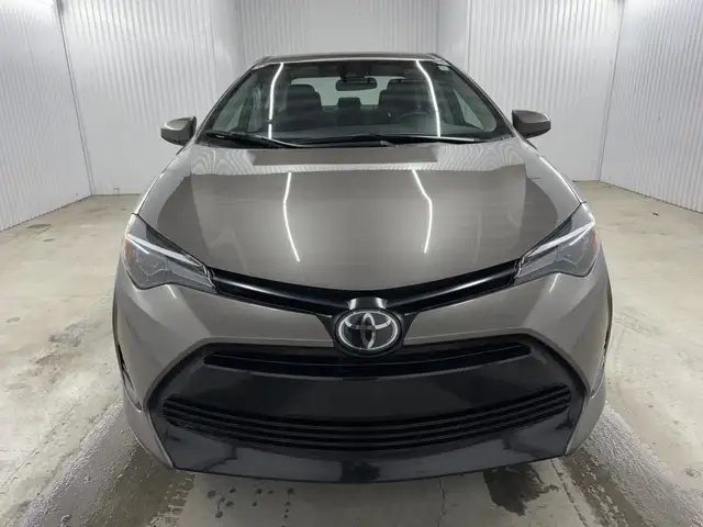 Toyota Corolla LE 2019 - Photo 2