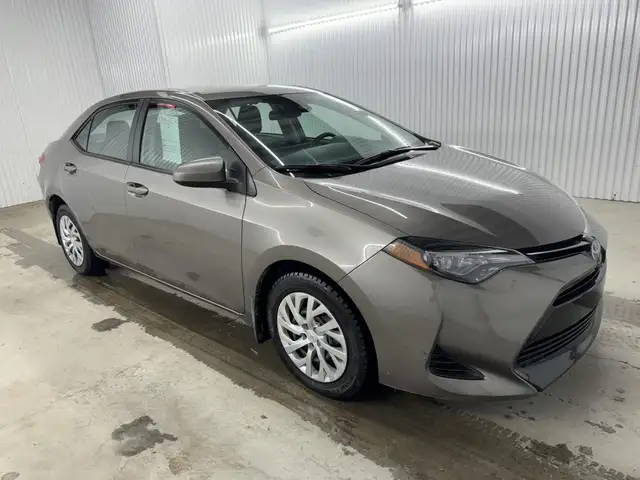 Toyota Corolla LE 2019 - Photo 4