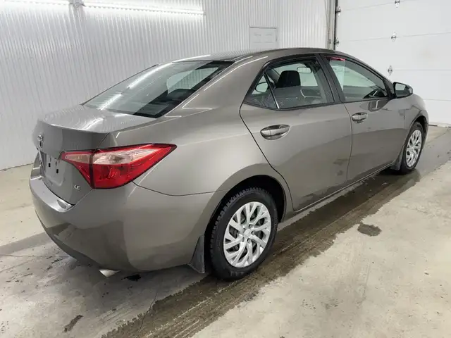 Toyota Corolla LE 2019 - Photo 5