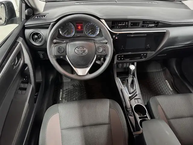 Toyota Corolla LE 2019 - Photo 16