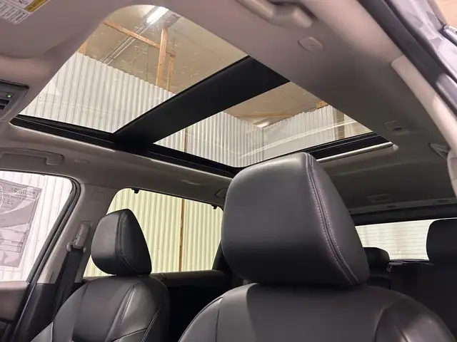 Nissan Rogue SV TI avec ensemble toit ouvrant 2023 à vendre - Photo 15