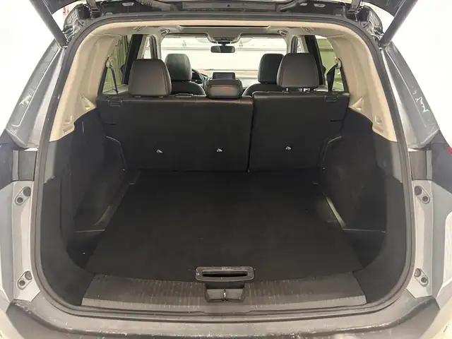 Nissan Rogue SV TI avec ensemble toit ouvrant 2023 à vendre - Photo 19