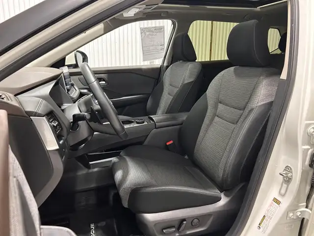 Nissan Rogue SV TI avec ensemble toit ouvrant 2023 à vendre - Photo 13