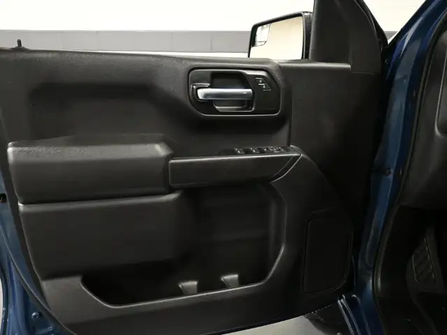 2024 Chevrolet Silverado 1500 Custom No Accident Lane Assist Car - Photo 11