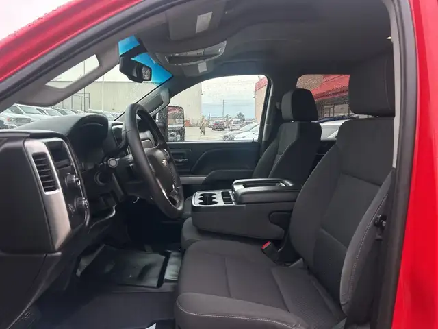 2018 Chevrolet SILVERADO 2500HD 4WD Crew Cab LT Z71 SHORT BOX 6. - Photo 10