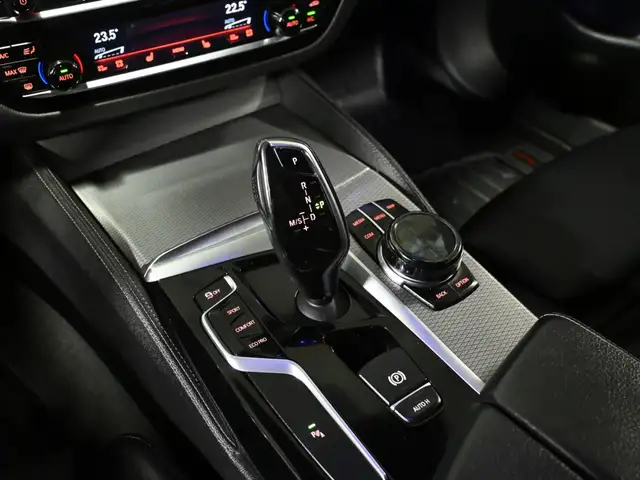 2018 BMW 5 Series 530i xDrive ///M HUD Harmon/Kardon Sunroof Nav - Photo 20