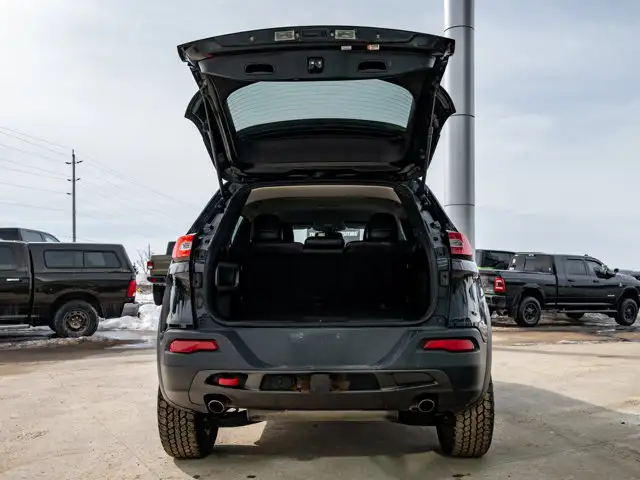 2016 Jeep Cherokee Trailhawk - Photo 8