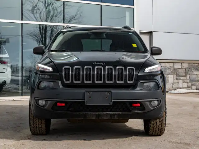 2016 Jeep Cherokee Trailhawk - Photo 12