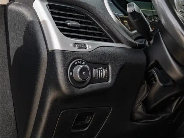 2016 Jeep Cherokee Trailhawk - Photo 19