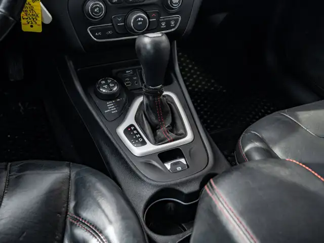 2016 Jeep Cherokee Trailhawk - Photo 32