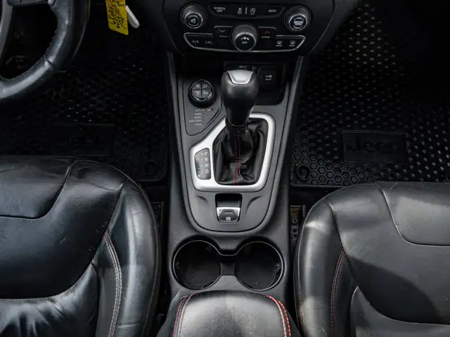 2016 Jeep Cherokee Trailhawk - Photo 33