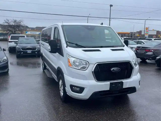 2022 Ford Transit XLT 12 passnger - Photo 3