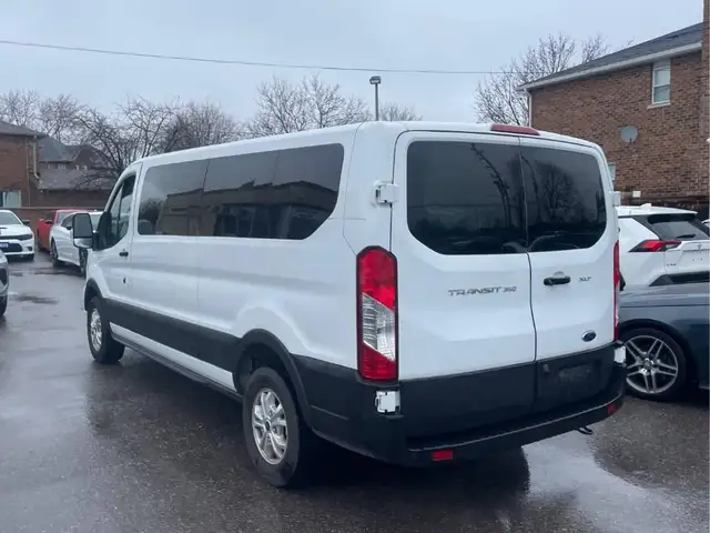 2022 Ford Transit XLT 12 passnger - Photo 7