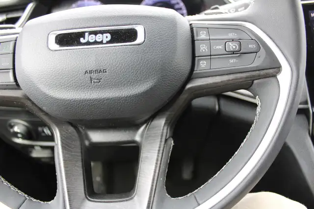 2024 Jeep Grand Cherokee Limited 4x4 6 Passenger - Photo 14