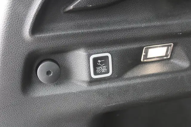 2024 Jeep Grand Cherokee Limited 4x4 6 Passenger - Photo 15