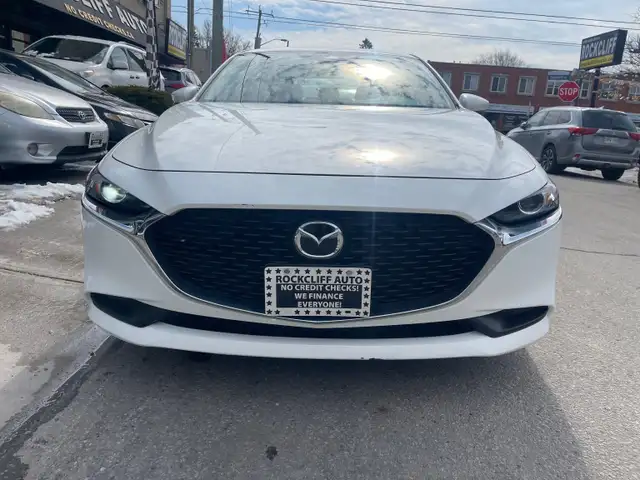 2022 Mazda 3 GS - Photo 2