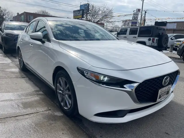 2022 Mazda 3 GS - Photo 3