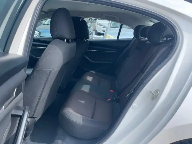 2022 Mazda 3 GS - Photo 8