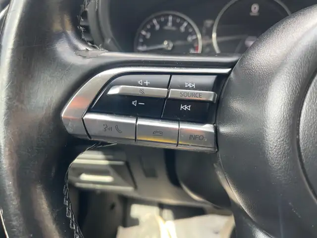 2022 Mazda 3 GS - Photo 12