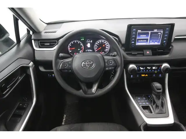 2021 Toyota RAV4 LE / AWD - Photo 3