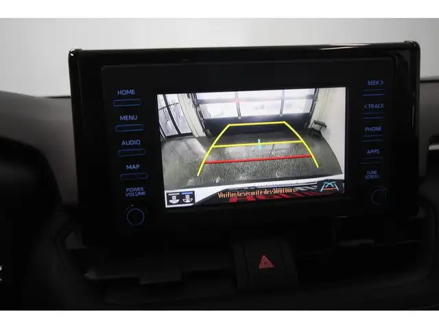 2021 Toyota RAV4 LE / AWD - Photo 21