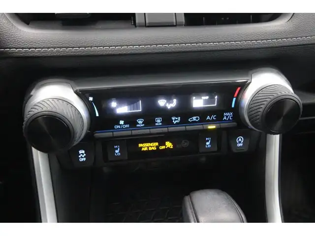 2021 Toyota RAV4 LE / AWD - Photo 23