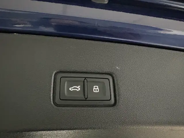 2024 Audi Q4 e-tron 50 quattro - Photo 19