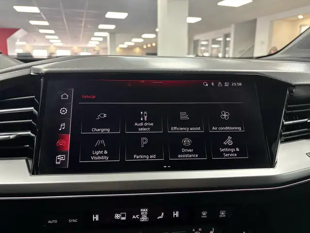 2024 Audi Q4 e-tron 50 quattro - Photo 28