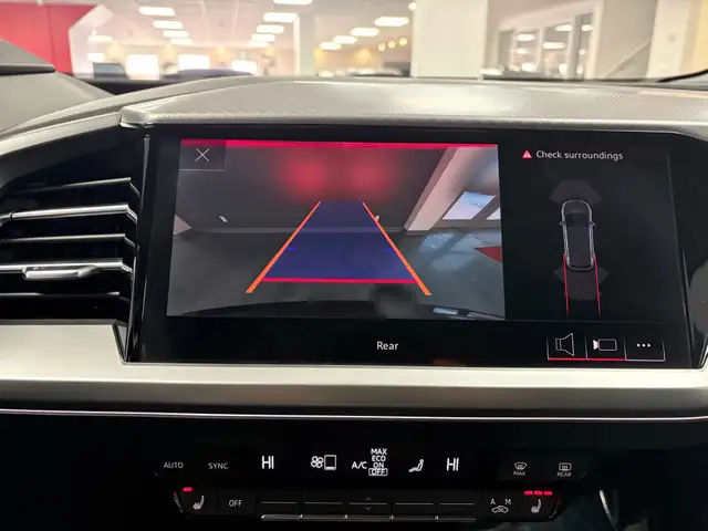 2024 Audi Q4 e-tron 50 quattro - Photo 29