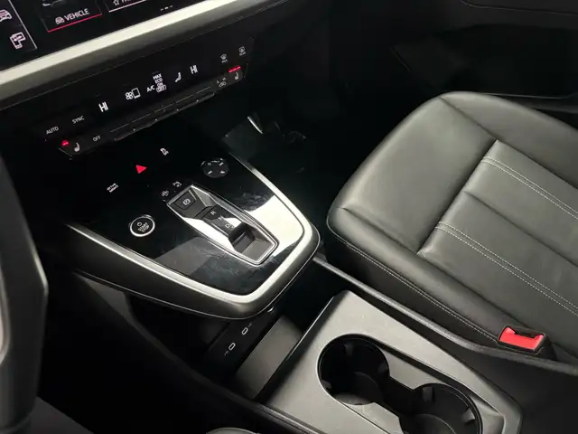 2024 Audi Q4 e-tron 50 quattro - Photo 32