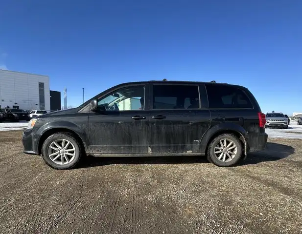 2018 Dodge Grand Caravan SXT - Photo 2