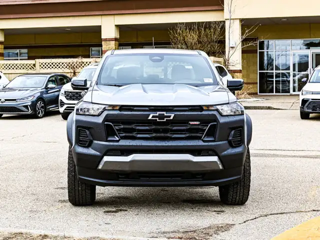 2026 Chevrolet Colorado 4WD Trail Boss - Photo 3