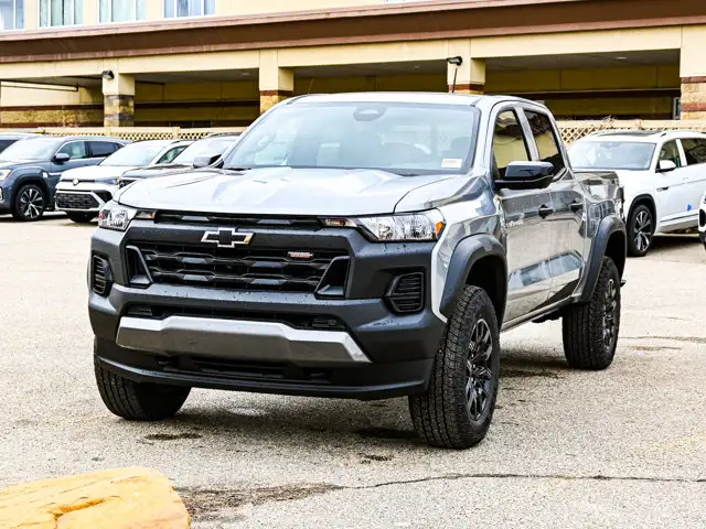2026 Chevrolet Colorado 4WD Trail Boss - Photo 4