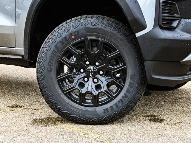 2026 Chevrolet Colorado 4WD Trail Boss - Photo 5