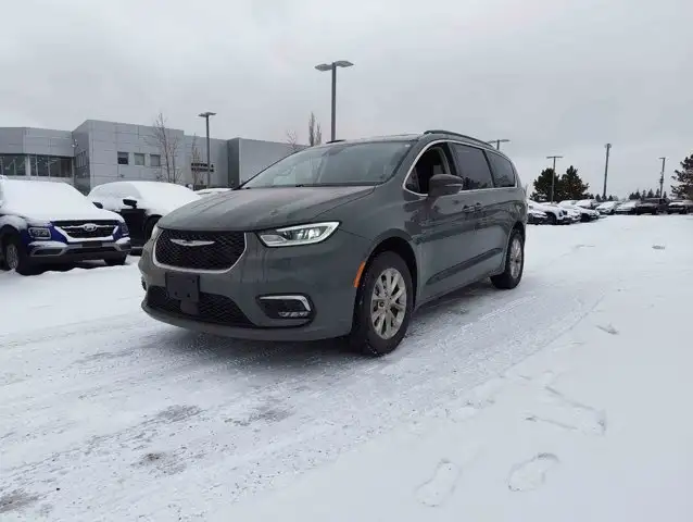 2022 Chrysler Pacifica Touring L V6 AWD - Photo 4