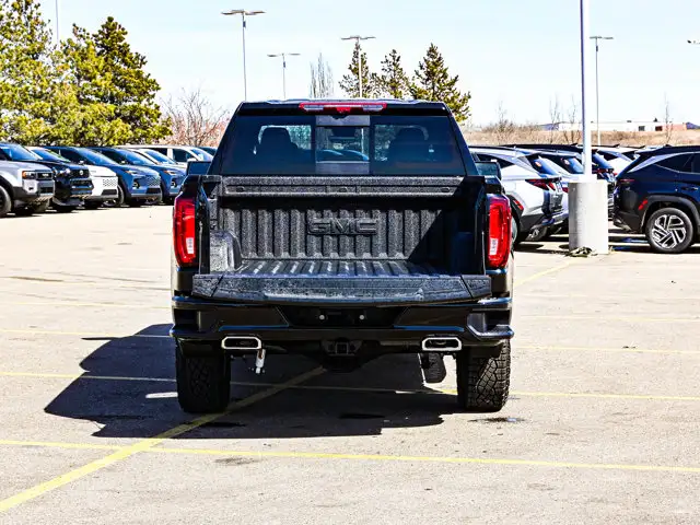 2026 GMC Sierra 1500 AT4 - Photo 15