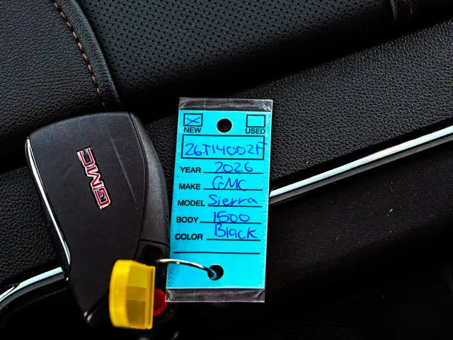 2026 GMC Sierra 1500 AT4 - Photo 38