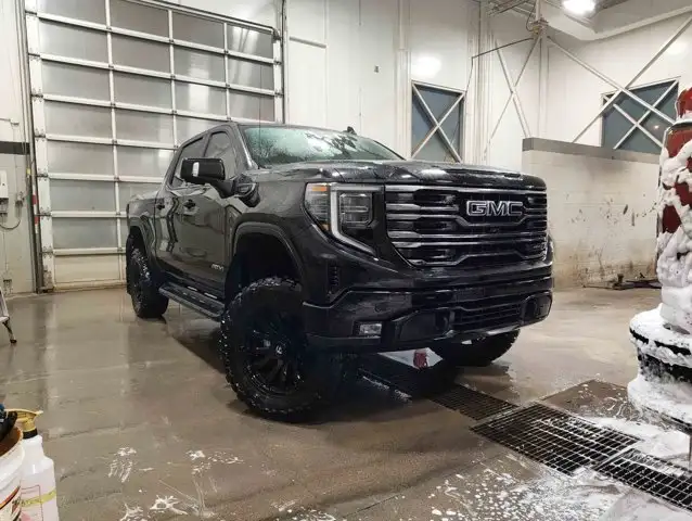 2025 GMC Sierra 1500 AT4 Premium 3.0L - Photo 2