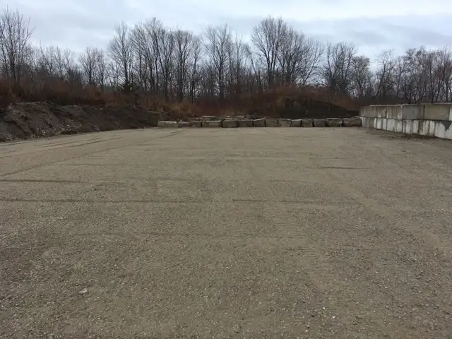 Outdoor Storage/ Contractor Yard/ Storage Units