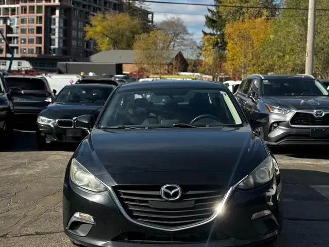 2015 Mazda Mazda3 4dr Sdn GS - Photo 2