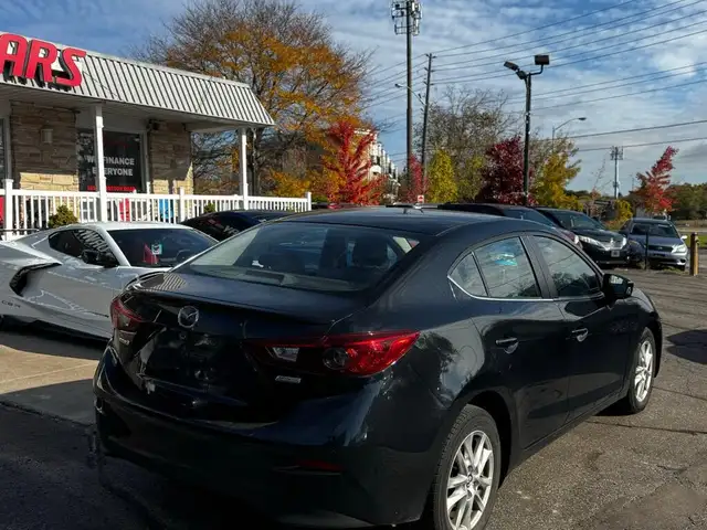 2015 Mazda Mazda3 4dr Sdn GS - Photo 12