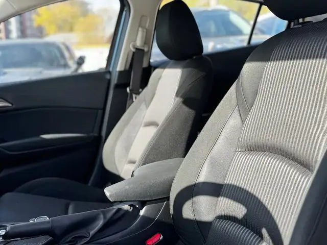 2015 Mazda Mazda3 4dr Sdn GS - Photo 16