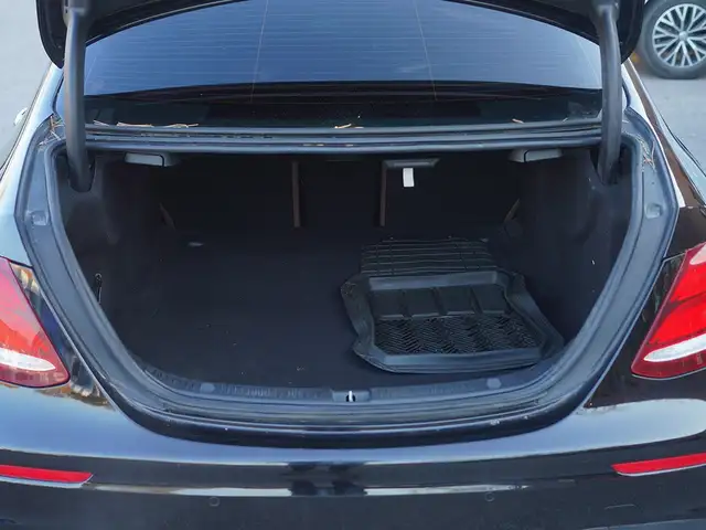 2019 Mercedes-Benz E-Class E300, HUD, Adaptive Cruise Control, D - Photo 8