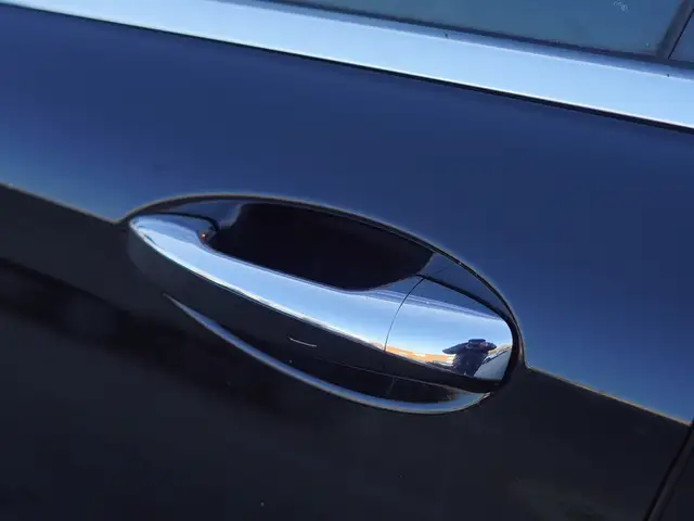 2019 Mercedes-Benz E-Class E300, HUD, Adaptive Cruise Control, D - Photo 11