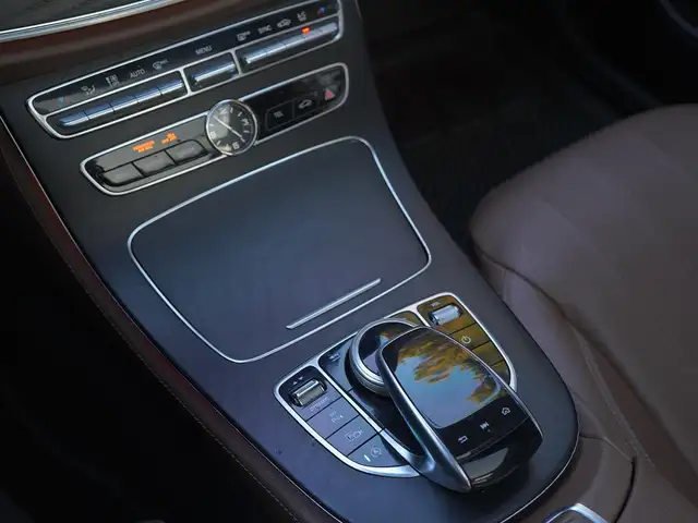 2019 Mercedes-Benz E-Class E300, HUD, Adaptive Cruise Control, D - Photo 35