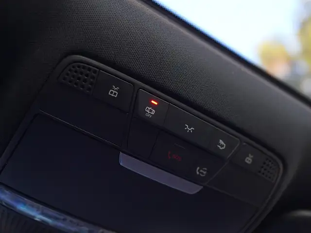 2019 Mercedes-Benz E-Class E300, HUD, Adaptive Cruise Control, D - Photo 37