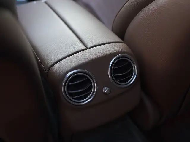2019 Mercedes-Benz E-Class E300, HUD, Adaptive Cruise Control, D - Photo 42